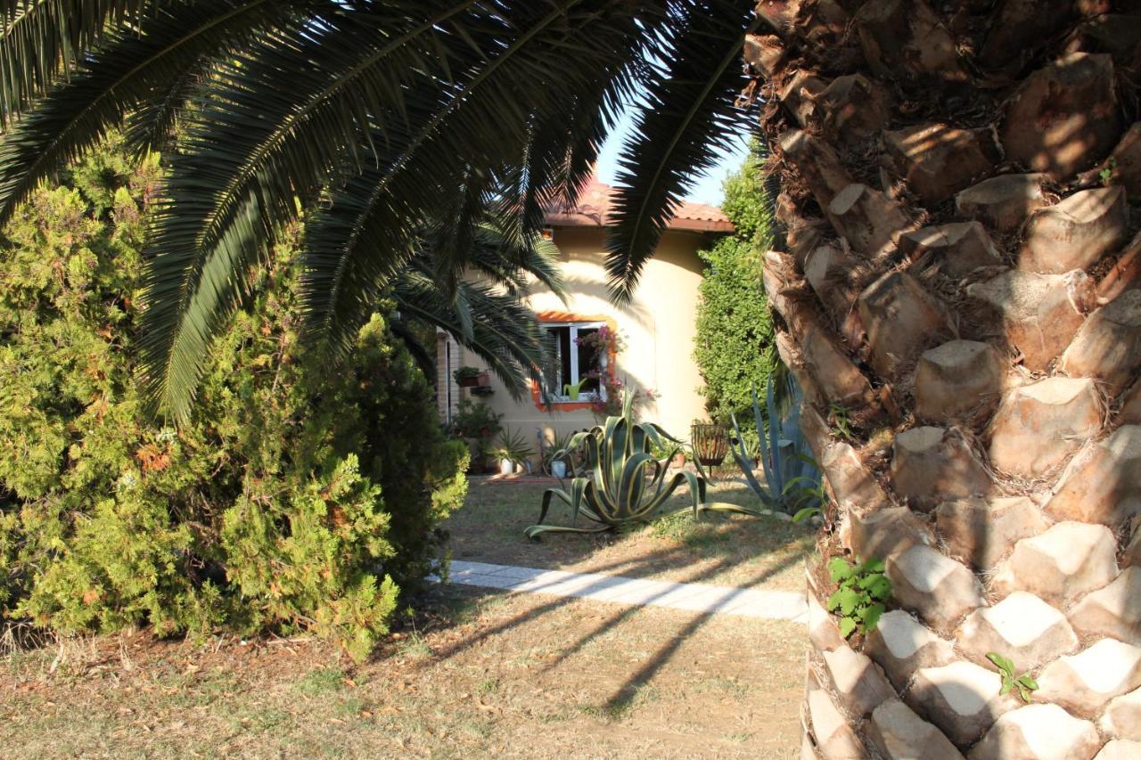 Maison d'hôtes Country-House Pecora Nera à Mosciano SantʼAngelo Extérieur photo