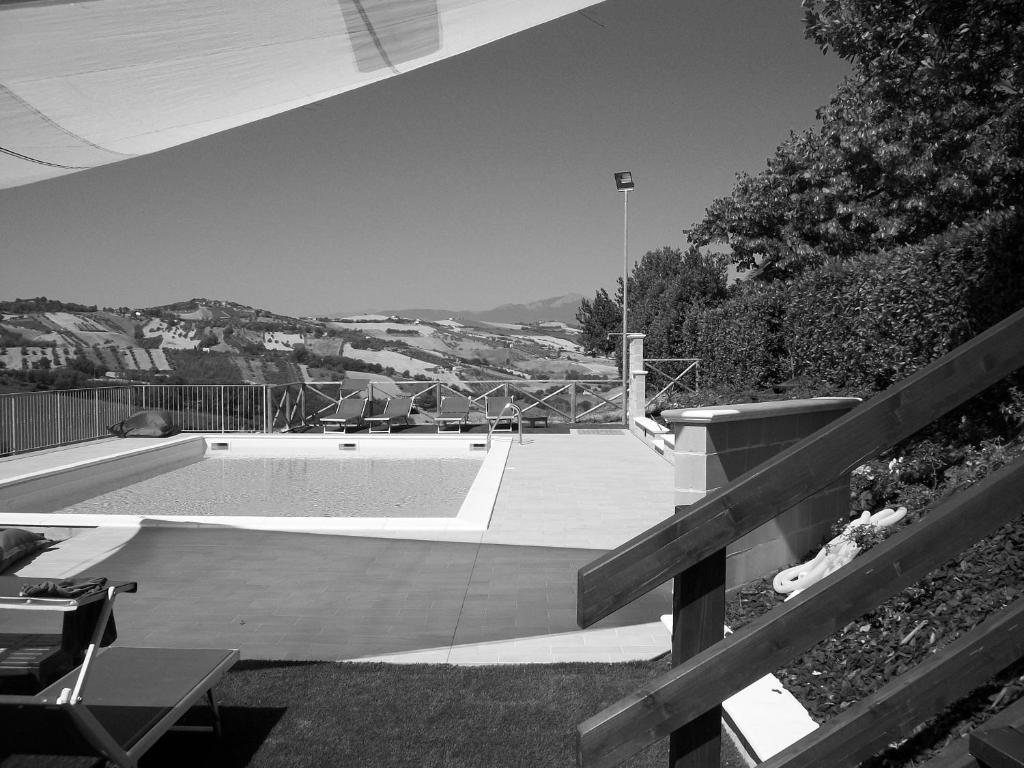 Maison d'hôtes Country-House Pecora Nera à Mosciano SantʼAngelo Extérieur photo